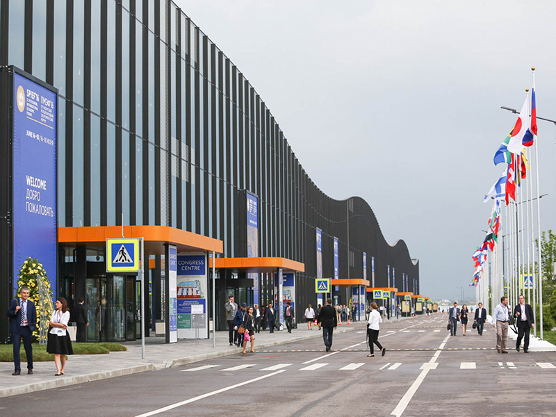 kongressno-vystavochnyy-tsentr-expoforum-2.jpg