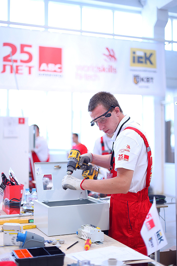 3_0O3A5644.jpg 3_0O3A5644.jpg